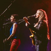Nat Simons + Aurora Beltrán